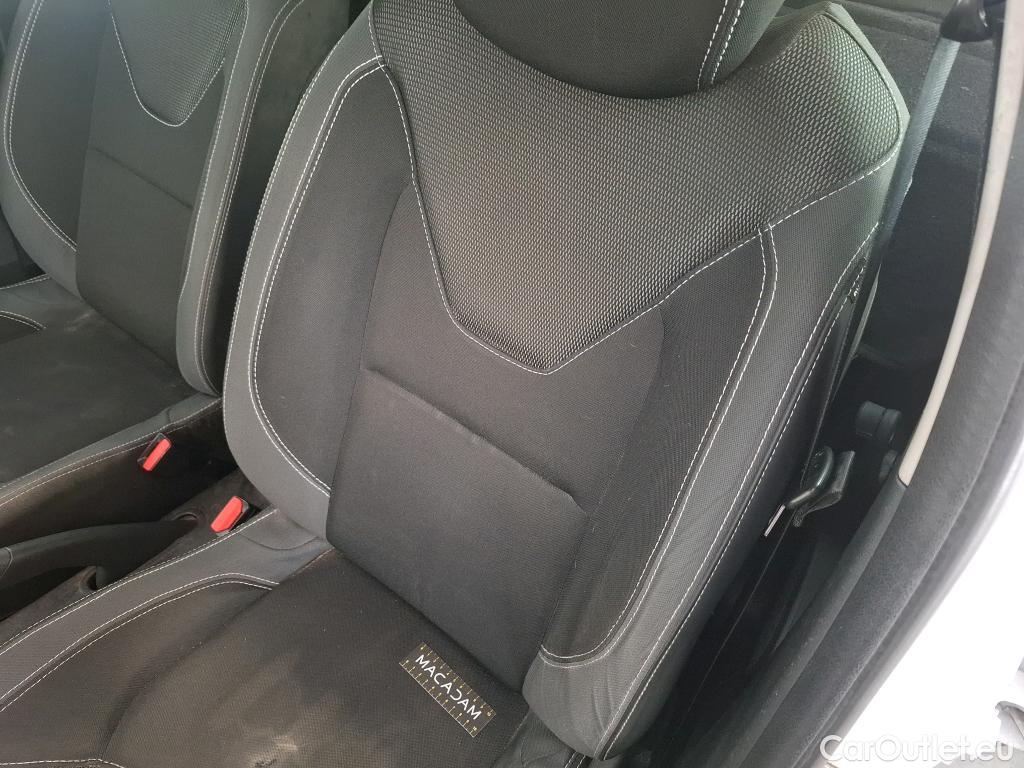  Renault  Clio RENAULT  Société VU 5p Berline Air Medianav dCi 75 - 18 #83