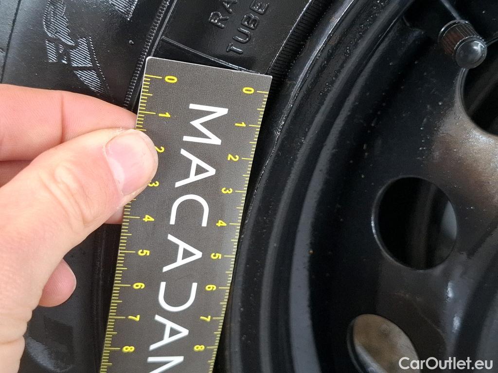  Renault  Kangoo  Express Extra (Série Spéciale) 1.5 dCi 90CV BVM5 E6 #84