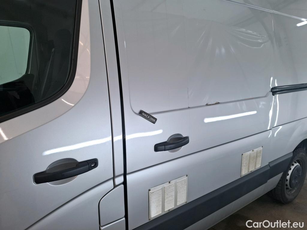  Renault  Master  III Fourgon L2H2 3 5 Grand Confort dCi 135CV BVM6 E6dT #24