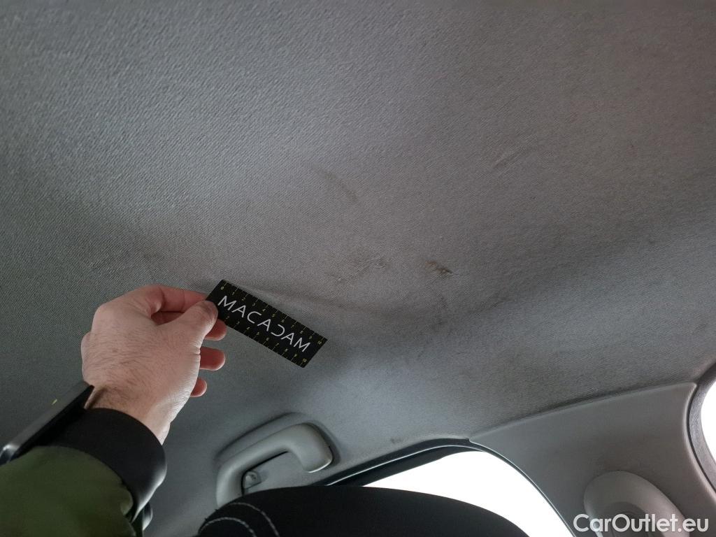  Renault  Clio RENAULT  Société VU 5p Berline Air Medianav dCi 75 - 18 #9