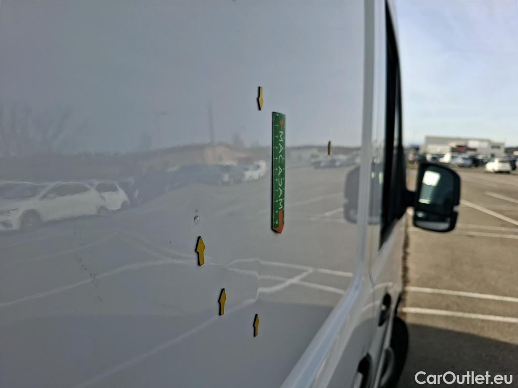  Volkswagen  Crafter VOLKSWAGEN  / 2017 / 4P / Fourgon tôlé 2.0TDI 140 30 L3H3 Business #19