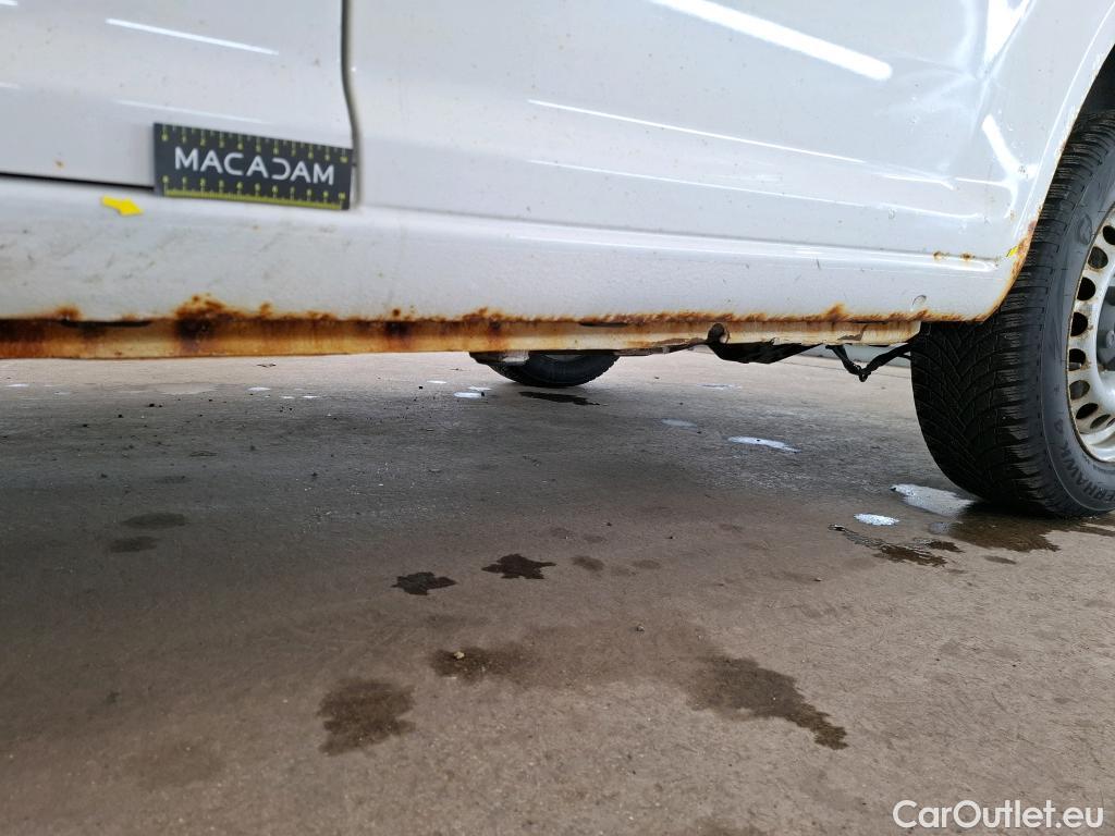  Volkswagen  Caddy VOLKSWAGEN  Van VU 4p Fourgonnette 2.0 TDI 122 4MOTION Business Line Plus #22