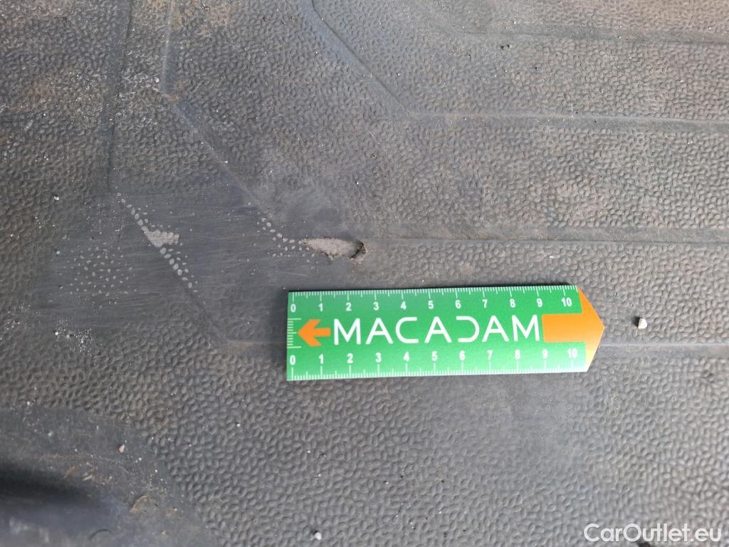  Volkswagen  Crafter VOLKSWAGEN  / 2017 / 4P / Fourgon tôlé 2.0TDI 140 30 L3H3 Business #40