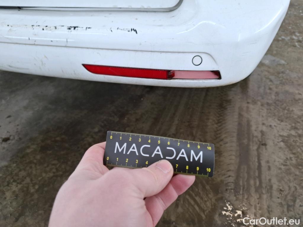  Volkswagen  Transporter VOLKSWAGEN  / 2019 / 4P / Fourgon tôlé 2.0 TDi 150 L1H1 Business Line Plus #15