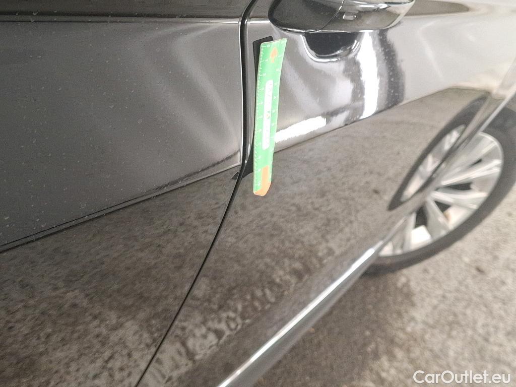  Volkswagen  Tiguan VOLKSWAGEN  / 2020 / 5P / SUV 2.0 TDI 150 DSG7 Life Business  / TRANSFO VP VF #14