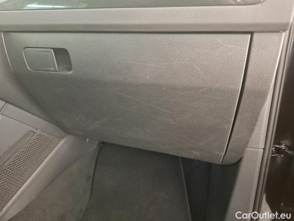  Volkswagen  Tiguan VOLKSWAGEN  / 2020 / 5P / SUV 2.0 TDI 150 DSG7 Life Business  / TRANSFO VP VF #19