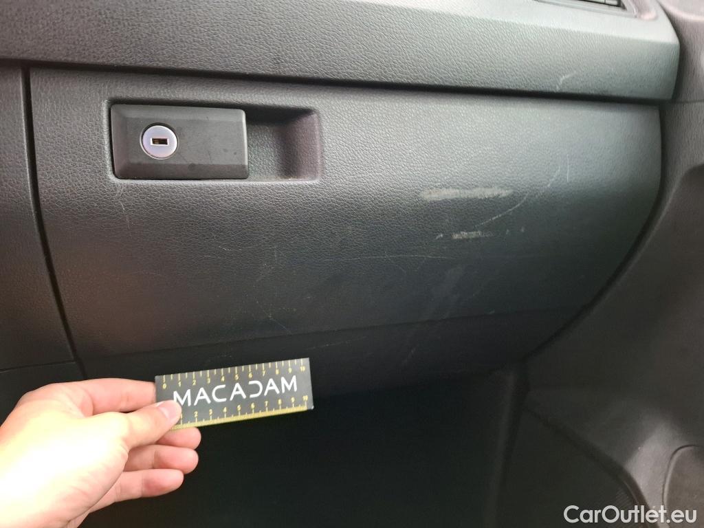  Volkswagen  Caddy VOLKSWAGEN  Van VU 4p Fourgonnette 2.0 TDI 122 4MOTION Business Line Plus #32