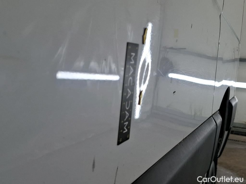  Renault  Master RENAULT  VU 4p Fourgon FG GCf Trac F3300 L1H1 dCi 125 #125