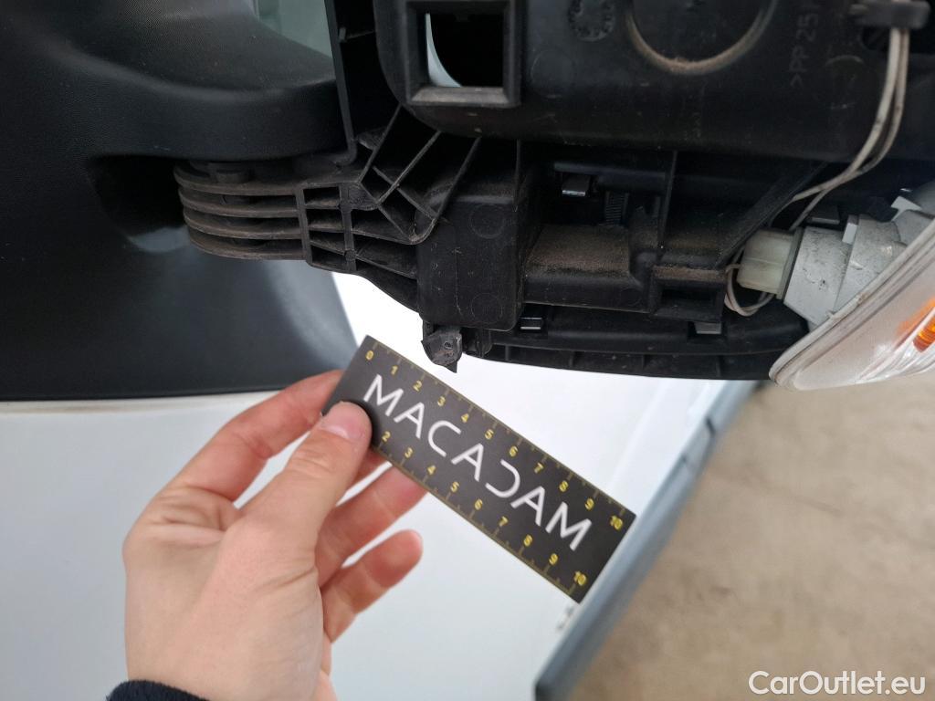  Renault  Master RENAULT  VU 4p Fourgon FG GCf Trac F3300 L1H1 dCi 125 #75