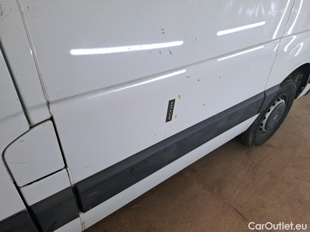  Renault  Master RENAULT  VU 4p Fourgon FG GCf Trac F3300 L1H1 dCi 125 #124