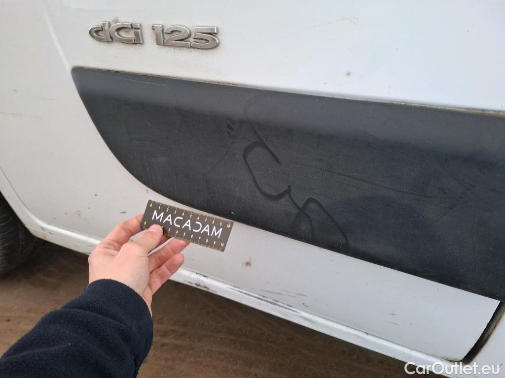  Renault  Master RENAULT  VU 4p Fourgon FG GCf Trac F3300 L1H1 dCi 125 #105