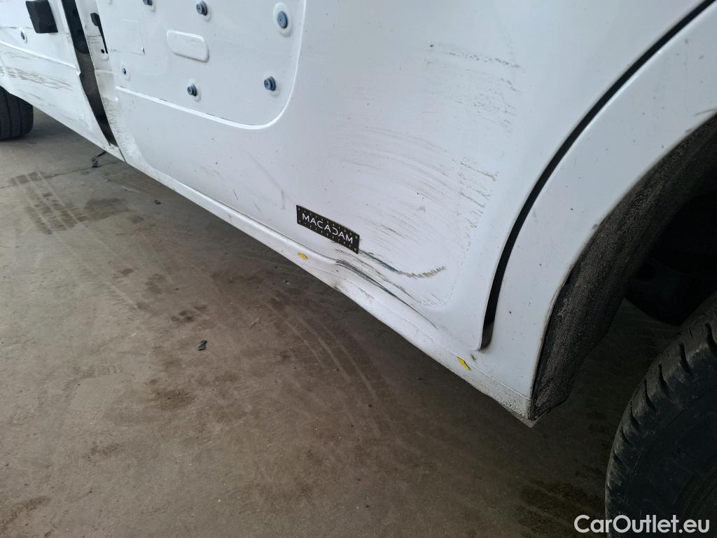  Renault  Master RENAULT  VU 4p Fourgon FG GCf Trac F3300 L1H1 dCi 125 #65