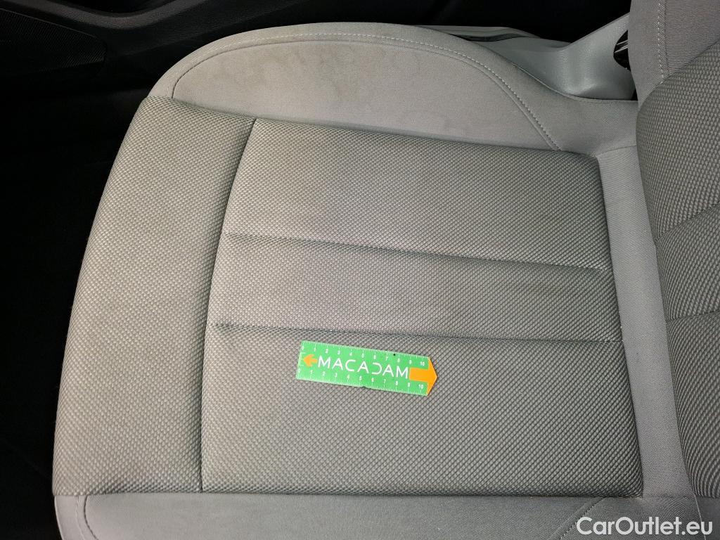  Audi  A4 AUDI  Avant / 2019 / 5P / Break 35 TDI 163 S tronic Business line #32