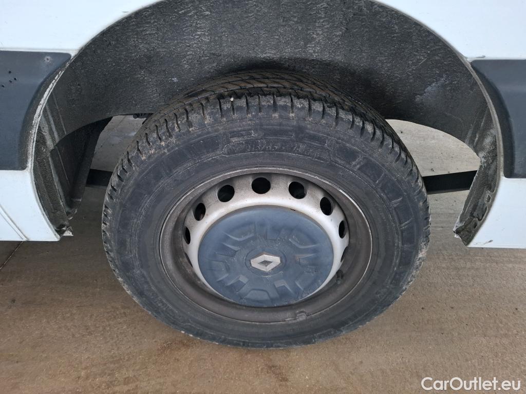  Renault  Master RENAULT  VU 4p Fourgon FG GCf Trac F3300 L1H1 dCi 125 #111