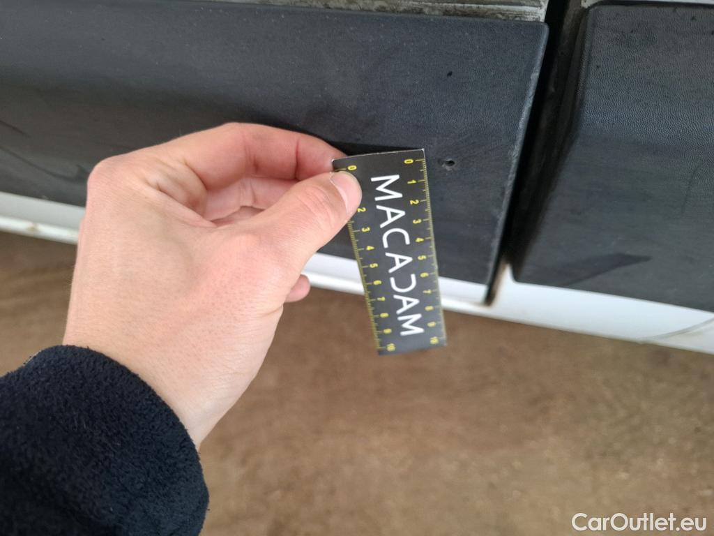  Renault  Master RENAULT  VU 4p Fourgon FG GCf Trac F3300 L1H1 dCi 125 #106