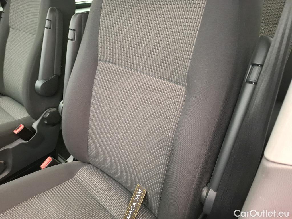  Volkswagen  Transporter VOLKSWAGEN  ProCab / 2019 / 4P / Fourgon tôlé 2.0 TDi 150 DSG7 L2H1 Business Plus #7