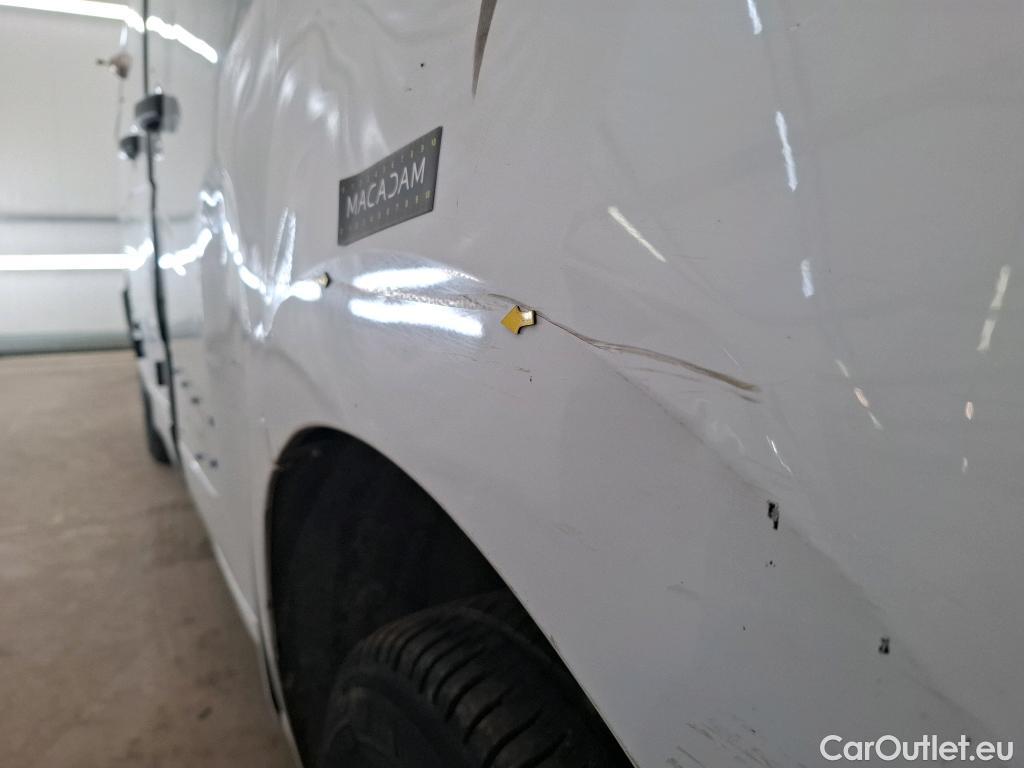  Renault  Master RENAULT  VU 4p Fourgon FG GCf Trac F3300 L1H1 dCi 125 #58