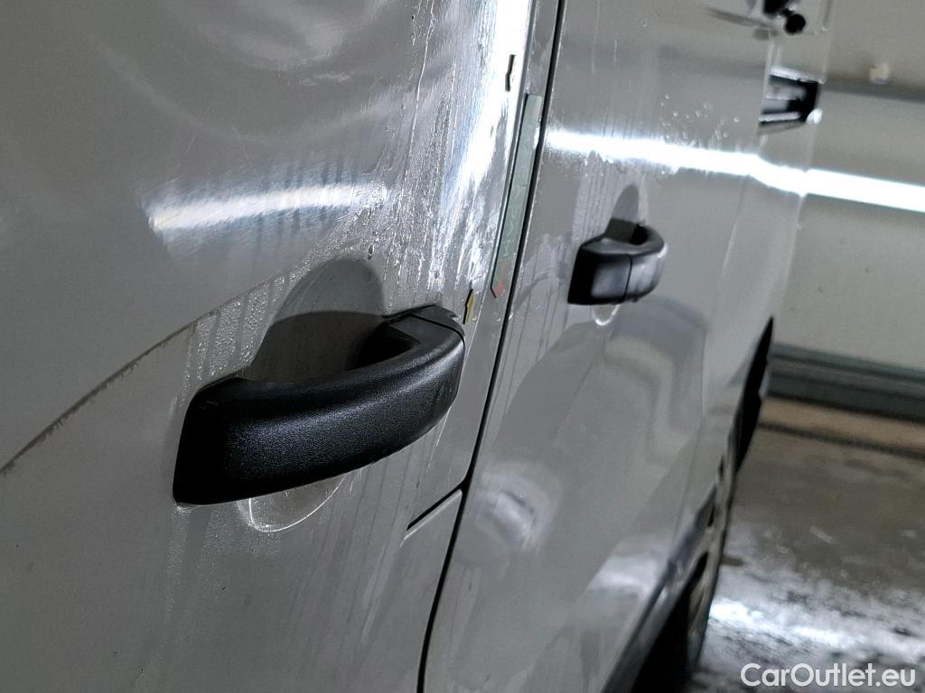  Renault  Trafic  Fourgon L2H1 1300 Confort 1.6 dCi #18