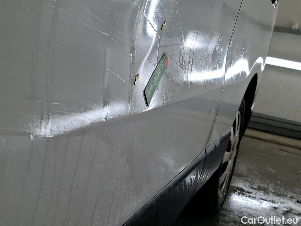  Renault  Trafic  Fourgon L2H1 1300 Confort 1.6 dCi #16