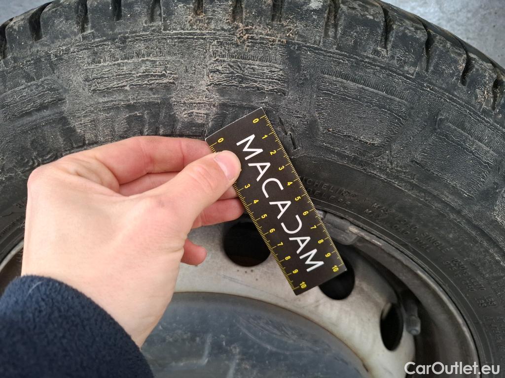  Renault  Master RENAULT  VU 4p Fourgon FG GCf Trac F3300 L1H1 dCi 125 #93