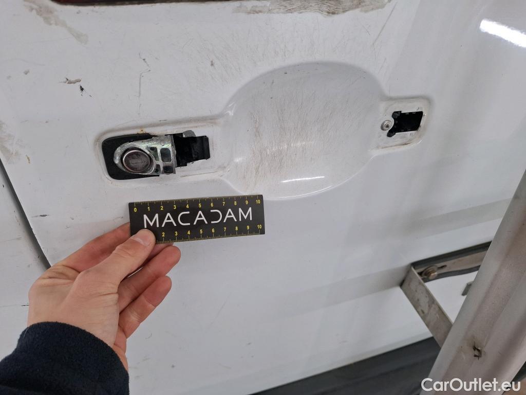  Renault  Master RENAULT  VU 4p Fourgon FG GCf Trac F3300 L1H1 dCi 125 #147