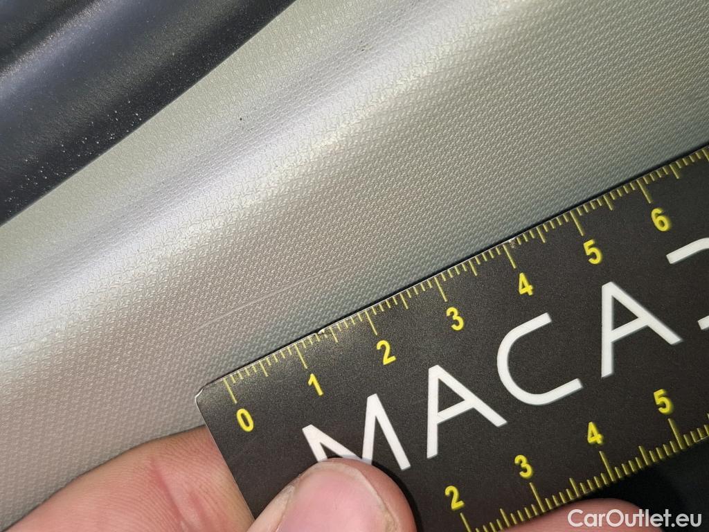  Audi  Q3 AUDI  / 2018 / 5P / SUV 2.0 35 TDI 150 S TRONIC BUSINESS LINE #8