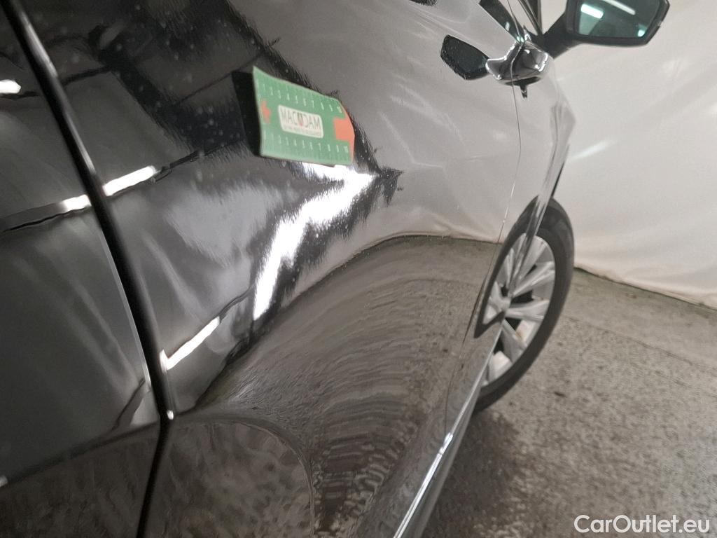  Volkswagen  Tiguan VOLKSWAGEN  / 2020 / 5P / SUV 2.0 TDI 150 DSG7 Life Business  / TRANSFO VP VF #11