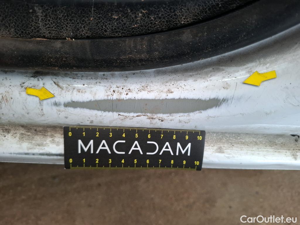  Renault  Master RENAULT  VU 4p Fourgon FG GCf Trac F3300 L1H1 dCi 125 #163