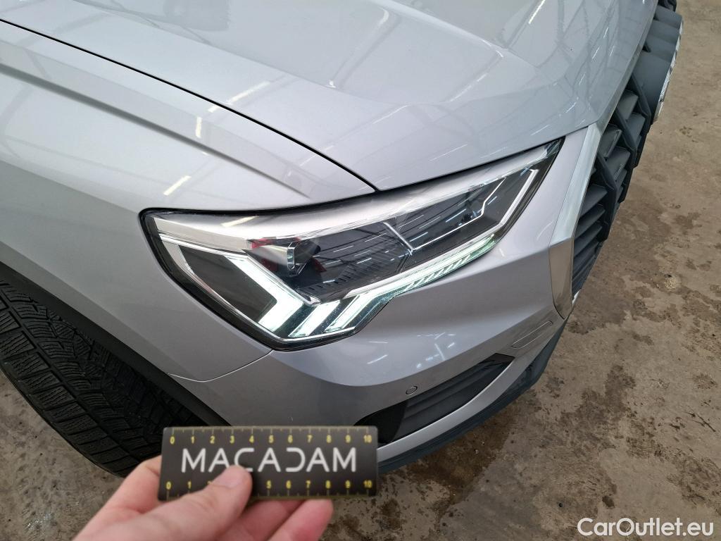  Audi  Q3 AUDI  / 2018 / 5P / SUV 2.0 35 TDI 150 S TRONIC BUSINESS LINE #16