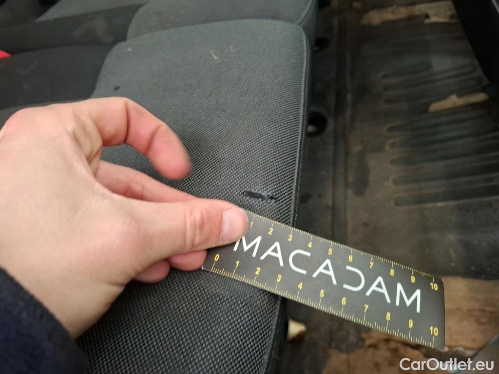  Renault  Master RENAULT  VU 4p Fourgon FG GCf Trac F3300 L1H1 dCi 125 #119