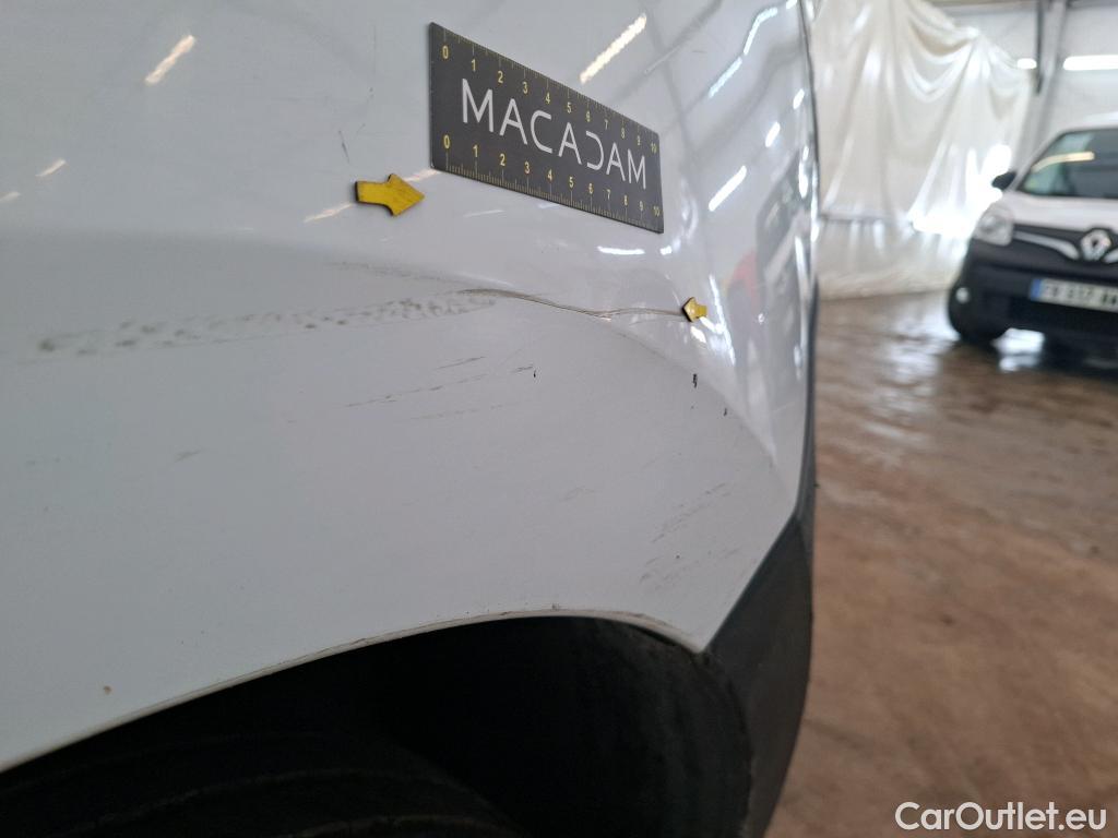  Renault  Master RENAULT  VU 4p Fourgon FG GCf Trac F3300 L1H1 dCi 125 #56