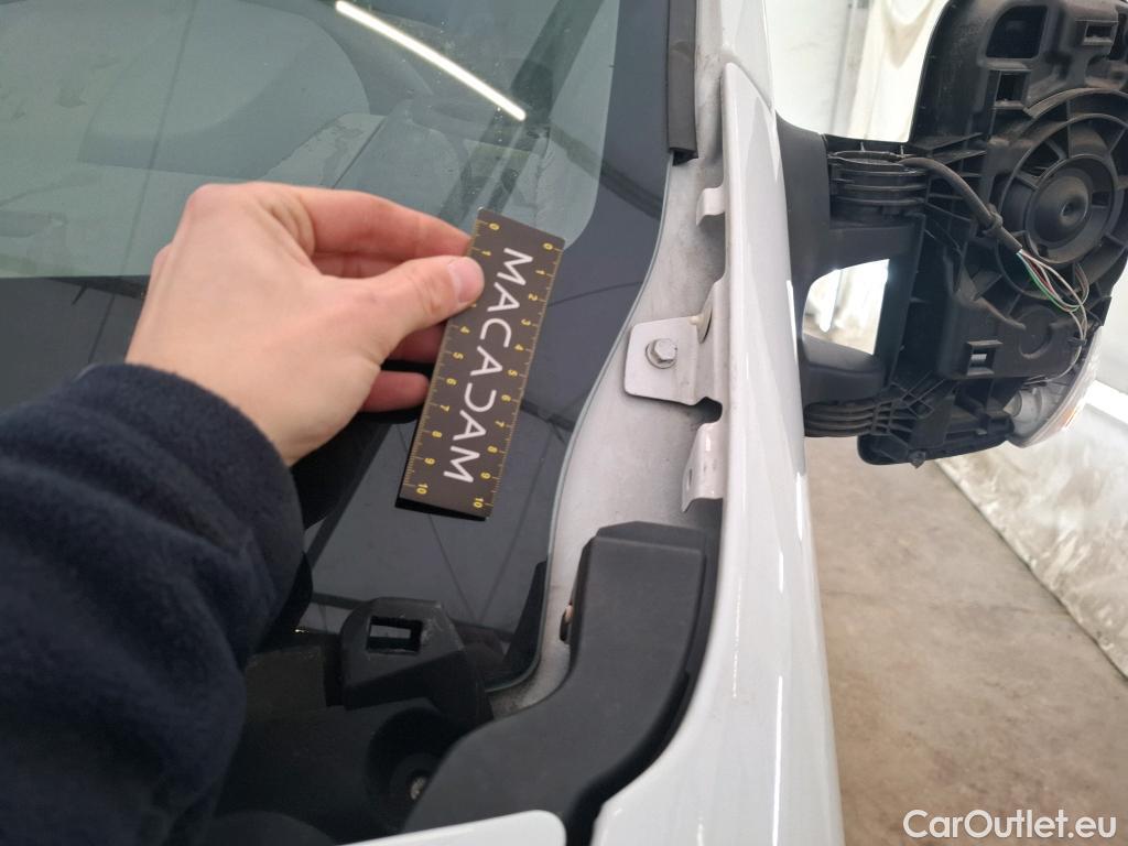  Renault  Master RENAULT  VU 4p Fourgon FG GCf Trac F3300 L1H1 dCi 125 #145