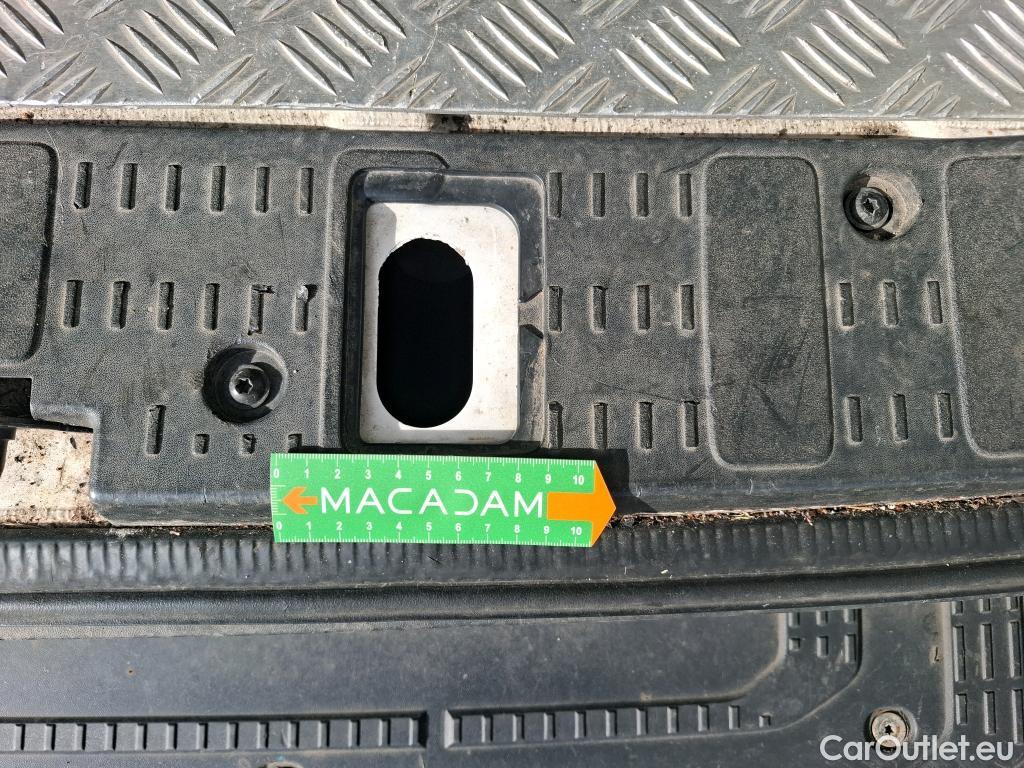  Volkswagen  Crafter VOLKSWAGEN  / 2017 / 4P / Fourgon tôlé 2.0TDI 140 30 L3H3 Business #51