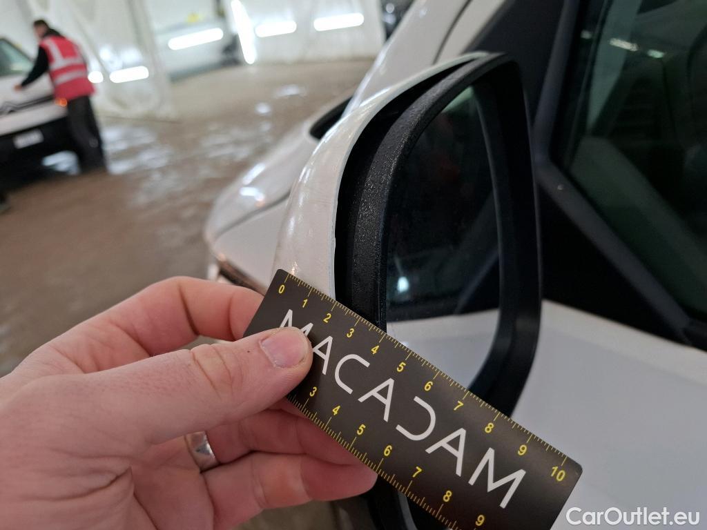  Volkswagen  Transporter VOLKSWAGEN  / 2019 / 4P / Fourgon tôlé 2.0 TDi 150 L1H1 Business Line Plus #19