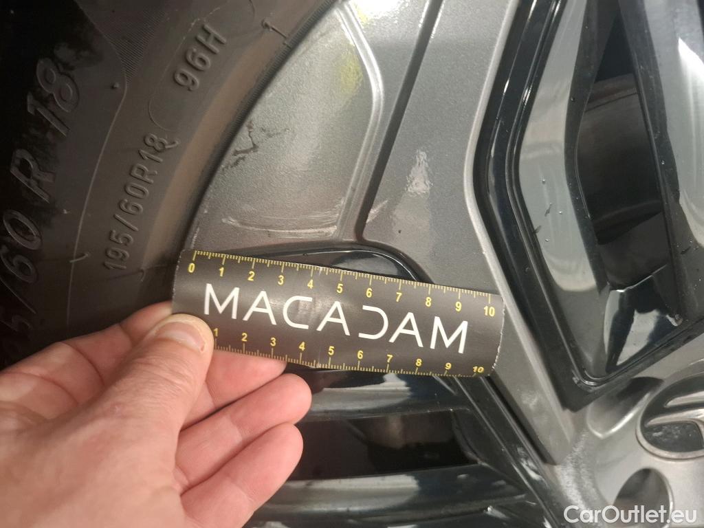  Citroen  C4 CITROEN  / 2020 / 5P / Berline PureTech 130 S&S EAT8 Feel Pack #9