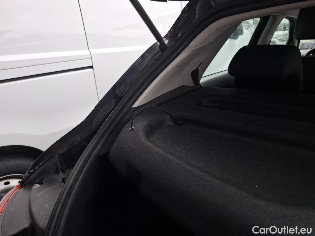  Citroen  C4 Cactus  Feel Business 1.2 PureTech 110CV BVM6 E6dT #14