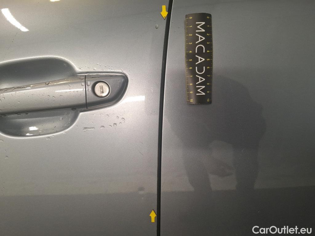  Citroen  C4 CITROEN  / 2020 / 5P / Berline PureTech 130 S&S EAT8 Feel Pack #4