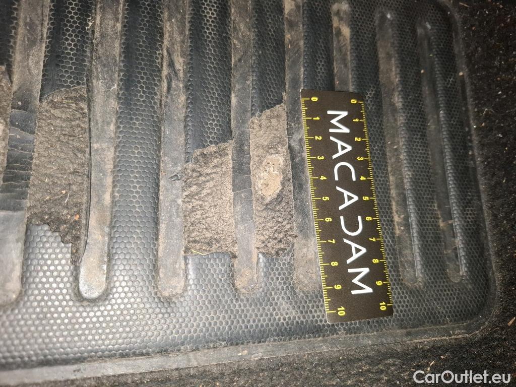  Citroen  C3 CITROEN  5p Berline PureTech 82 S&S BVM Feel Business #5