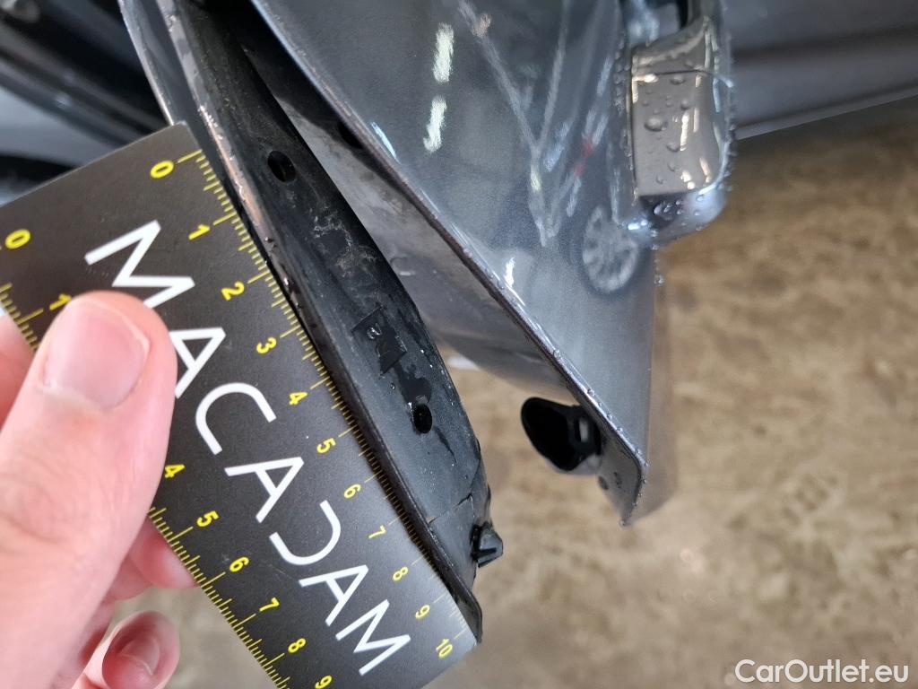  Bmw  Serie 2 Série 2 Active Tourer 216d Lounge 1.5 115CV BVA7 E6d #24