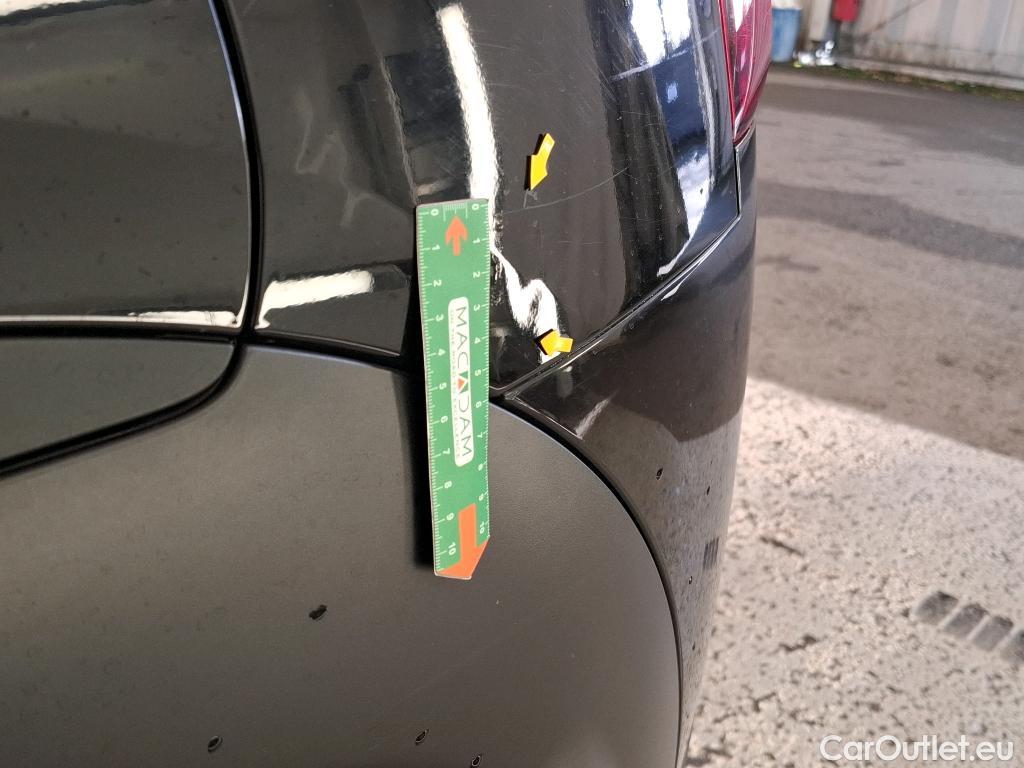  Citroen  C4 Cactus  Feel Business 1.2 PureTech 110CV BVM6 E6dT #2