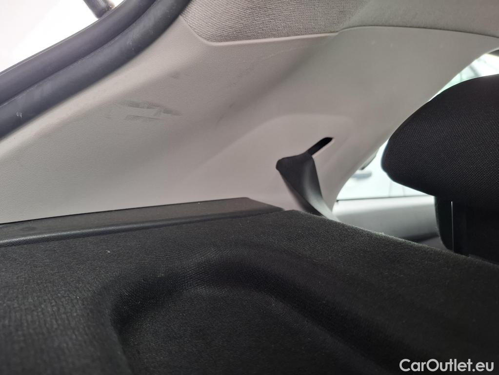  Citroen  C4 Cactus  Feel Business 1.2 PureTech 110CV BVM6 E6dT #12