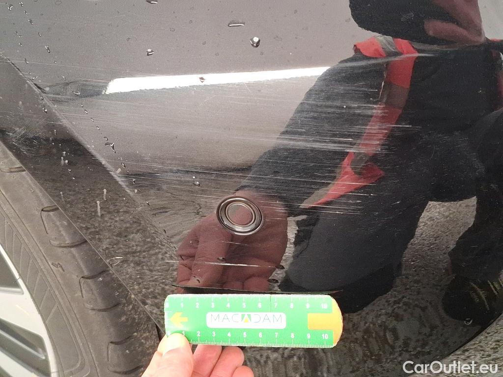  Mercedes  A-Klasse MERCEDES-BENZ Classe A Compact / 2018 / 5P / Berline A 180 d Business Line 8G-DCT #14