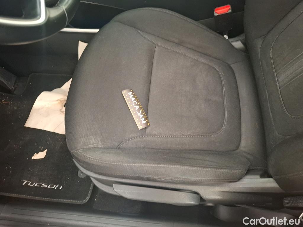  Hyundai  Tucson HYUNDAI  / 2020 / 5P / SUV 1.6 HYBRID 230 CREATIVE #19