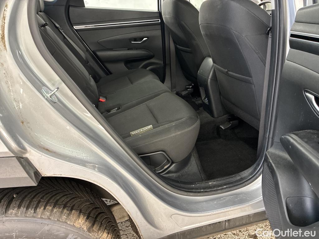  Hyundai  Tucson  Business Mild-Hybrid 2WD 1.6 CRDI 135CV BVA7 E6d #9