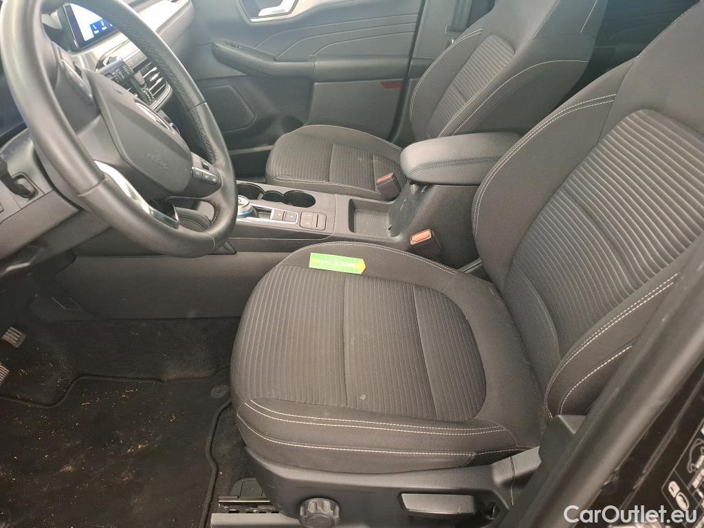  Ford  Kuga FORD  / 2019 / 5P / SUV 2.5 190 hybrid Flexifuel Pshift Titanium #1