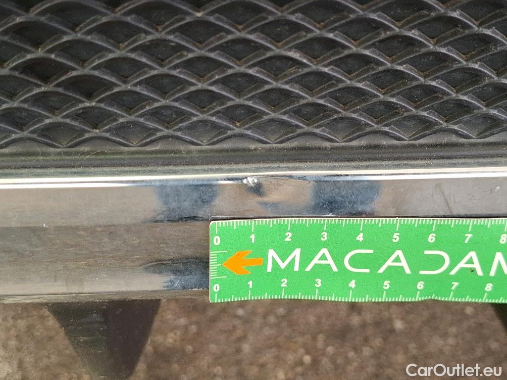  Mercedes  GLB MERCEDES-BENZ  / 2019 / 5P / SUV  200 d AMG Line #41