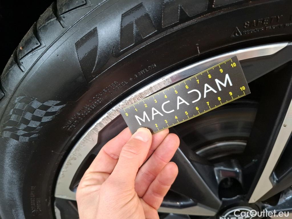  Nissan  Qashqai NISSAN  / 2021 / 5P / Crossover 1.3 MHEV 158ch Xtronic Tekna #42