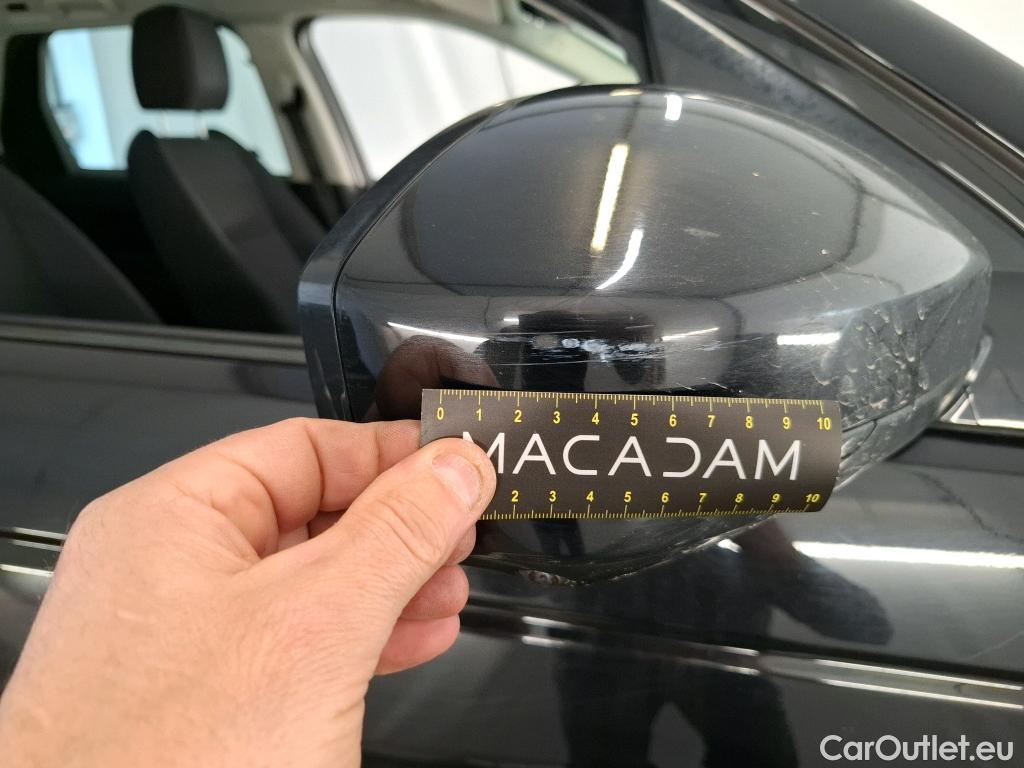  Land Rover  Discovery LAND ROVER  Sport / 2019 / 5P / SUV 1.5 P300e PHEV AUTO 4WD #29