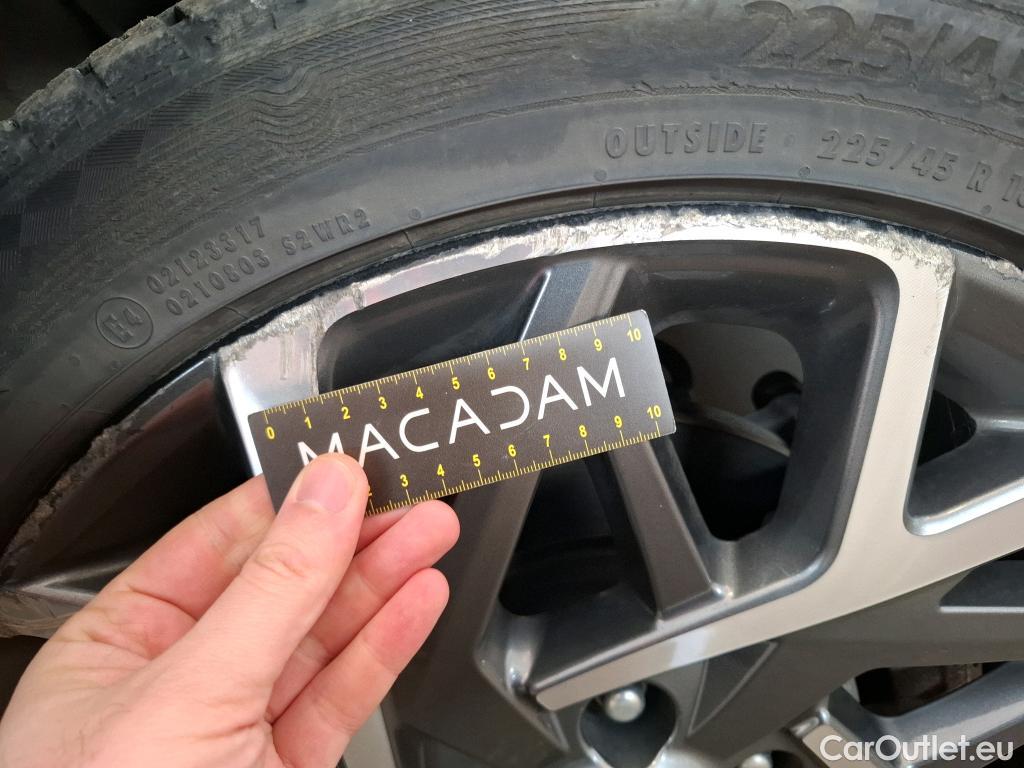  Hyundai  Konna Kona Creative Hybrid 2WD 1.6 GDI 140CV BVA6 E6d #3