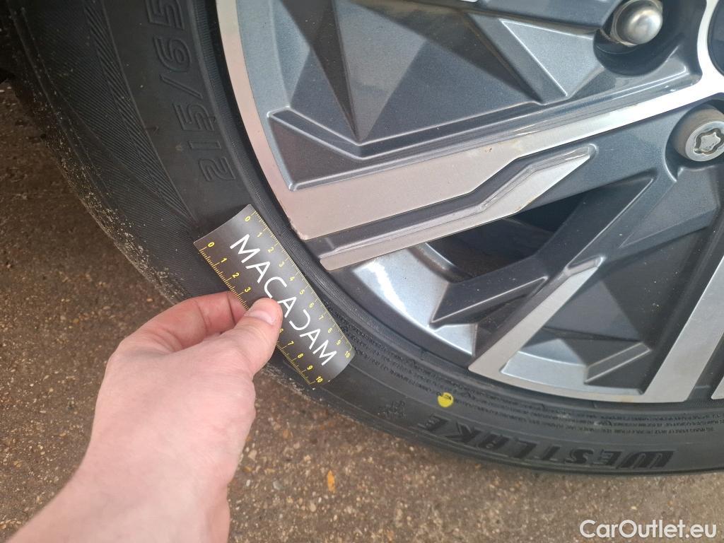  Hyundai  Tucson HYUNDAI  / 2020 / 5P / SUV 1.6 HYBRID 230 CREATIVE #25